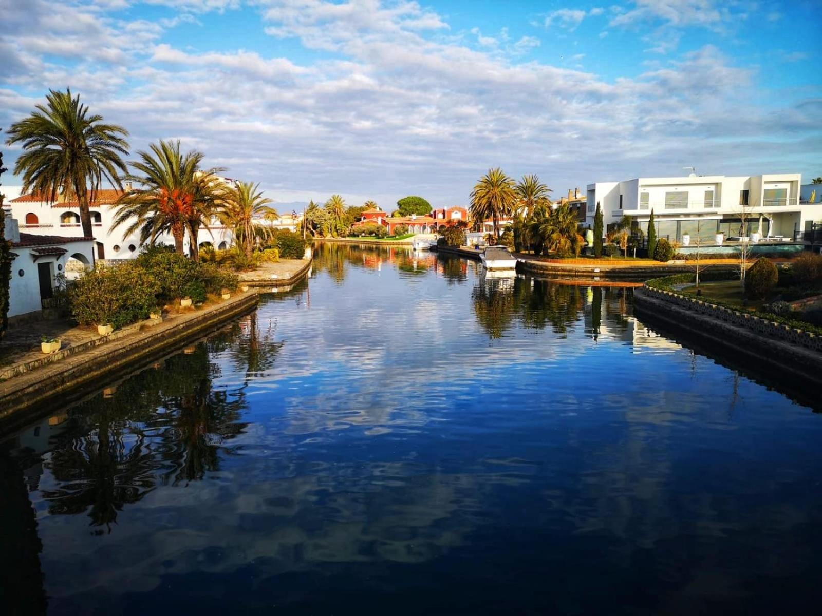 Leon Inmo Apartment Oasis - 10022 Empuriabrava Exterior photo